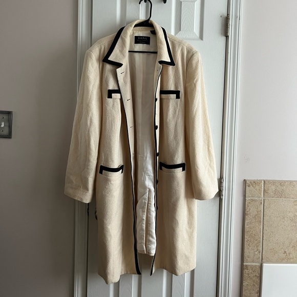 Vintage Dana Buchman coat - Picture 3 of 4